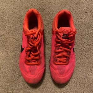 Nike trail wind sneakers